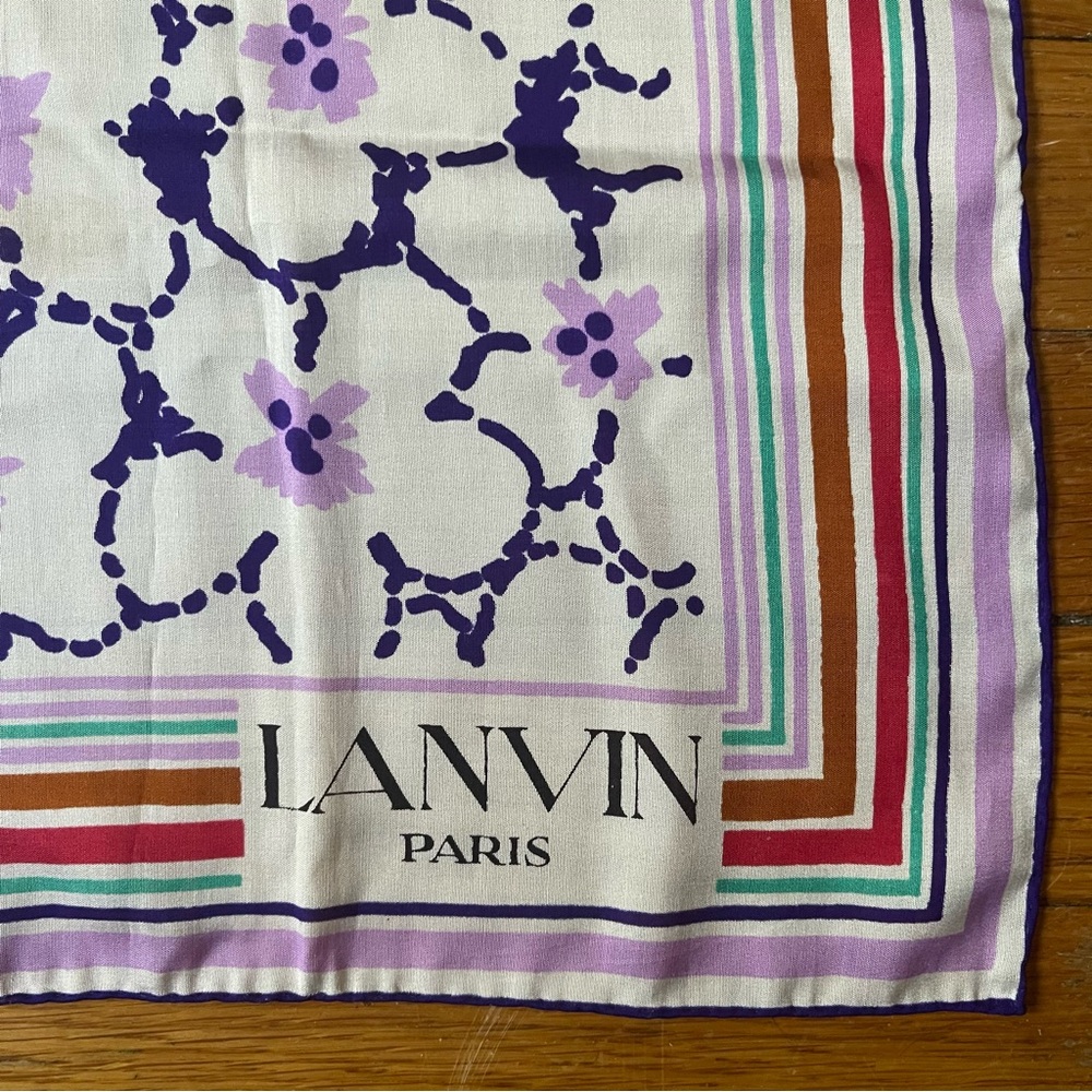 Lanvin Paris silk scarf , floral design vintage 22” x 22” - Picture 2 of 9